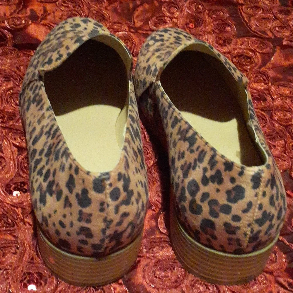 Shoes - Picture 8 of 8